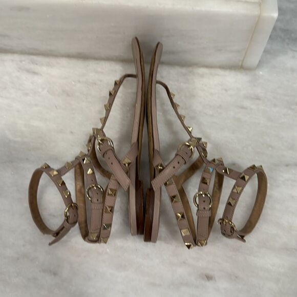 Valentino Poudre rockstud sandals 38 tan blush with gold studs ankle strap - Picture 11 of 12